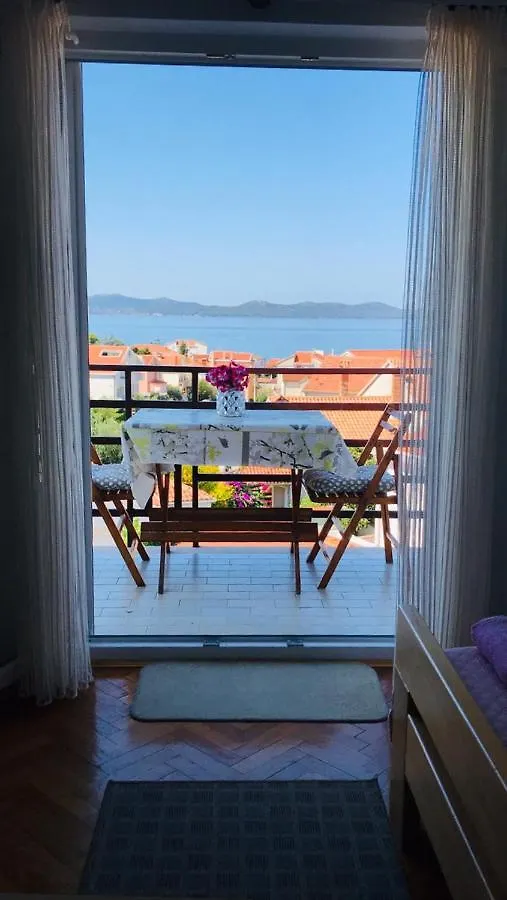 Apartment With Beutiful View-Marijana Zadar